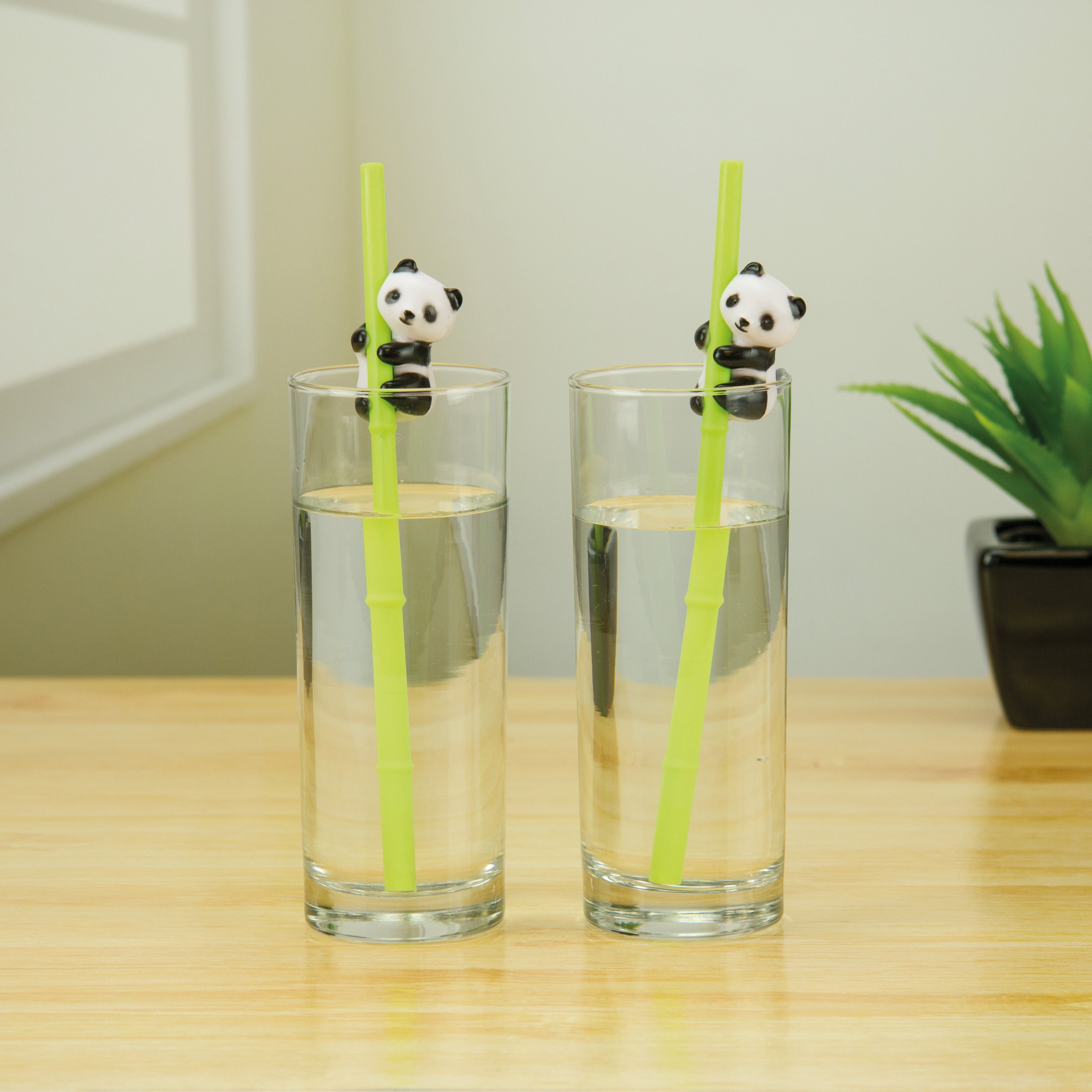 http://www.party-expert.com/cdn/shop/products/paladone-products-inc-novelties-reusable-panda-straws-2-count-5055964714093-32304925180090.jpg?v=1664912144&width=3456