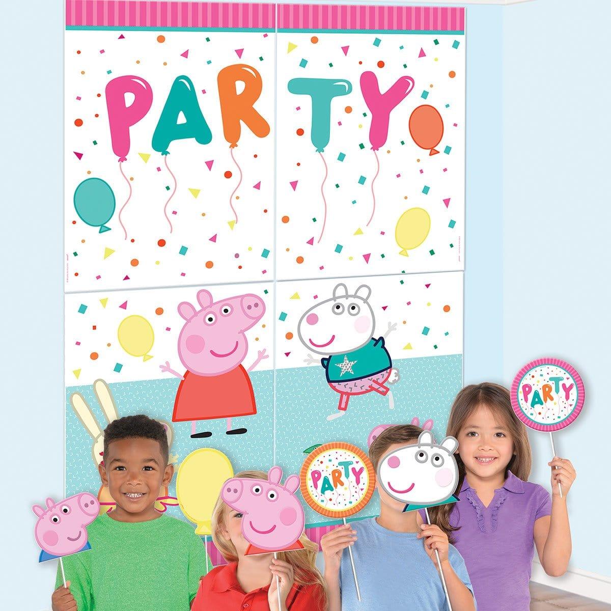 Buy Kids Birthday Peppa Pig Confetti Scene Setter with Props sold at Party Expert